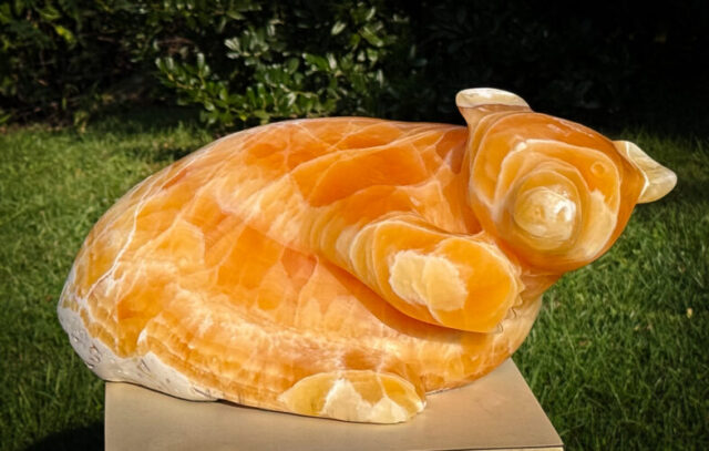 bear sculpture stone animal sculpture